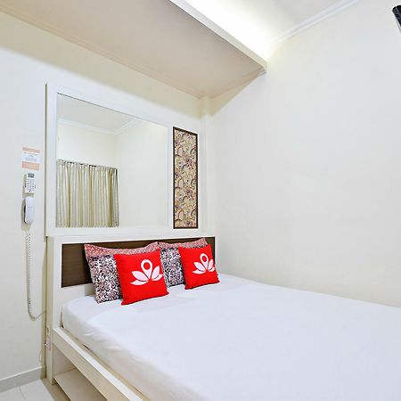 Zen Rooms Cideng Barat Jakarta Bagian luar foto