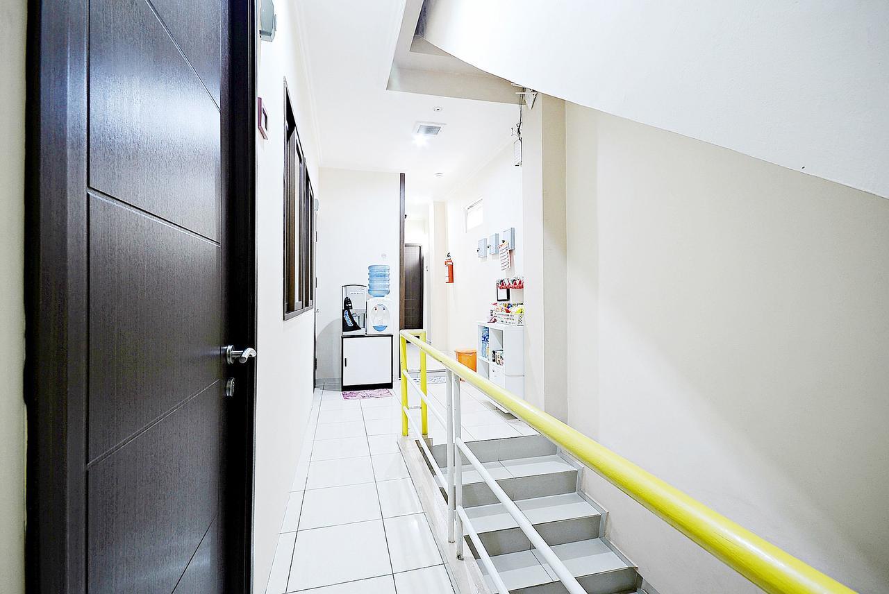 Zen Rooms Cideng Barat Jakarta Bagian luar foto