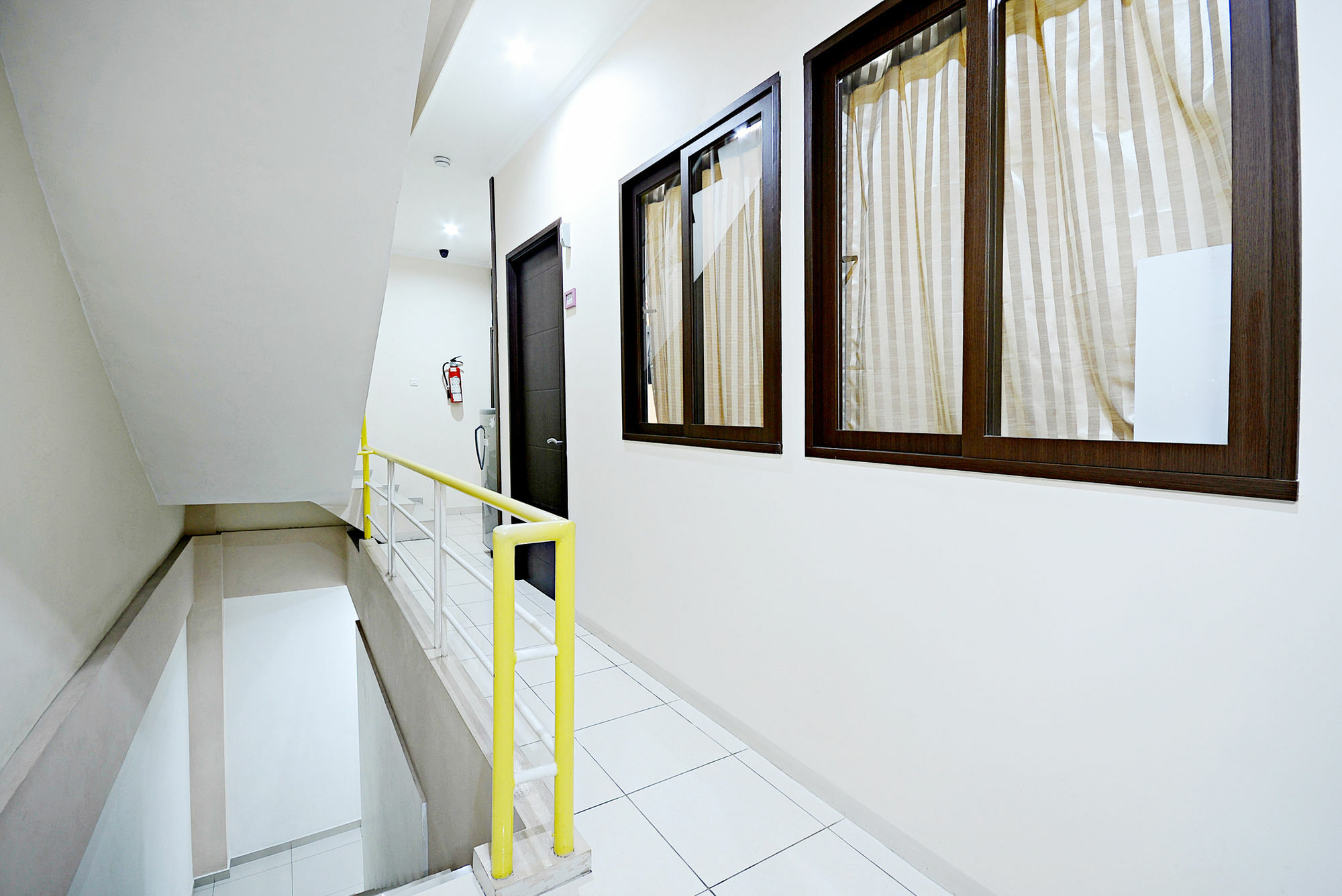 Zen Rooms Cideng Barat Jakarta Bagian luar foto