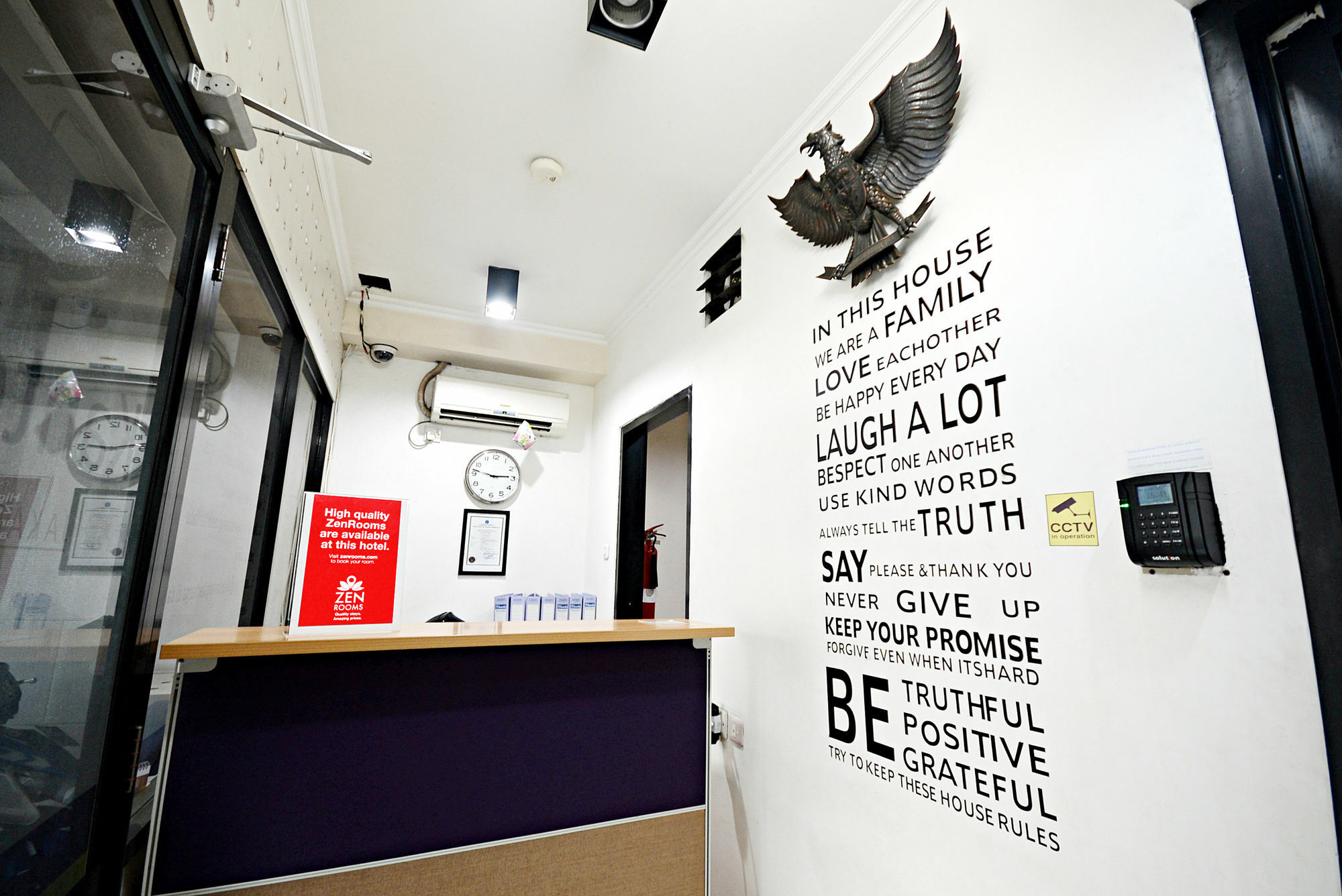 Zen Rooms Cideng Barat Jakarta Bagian luar foto